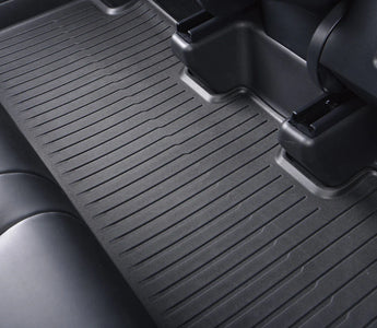 Do Tesla Vehicles Come with Floor Mats? Your Guide to Tesla's Interior Accessories
